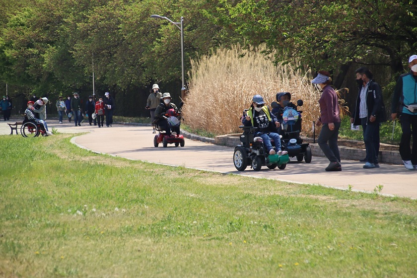 걷기대회 걷는 모습