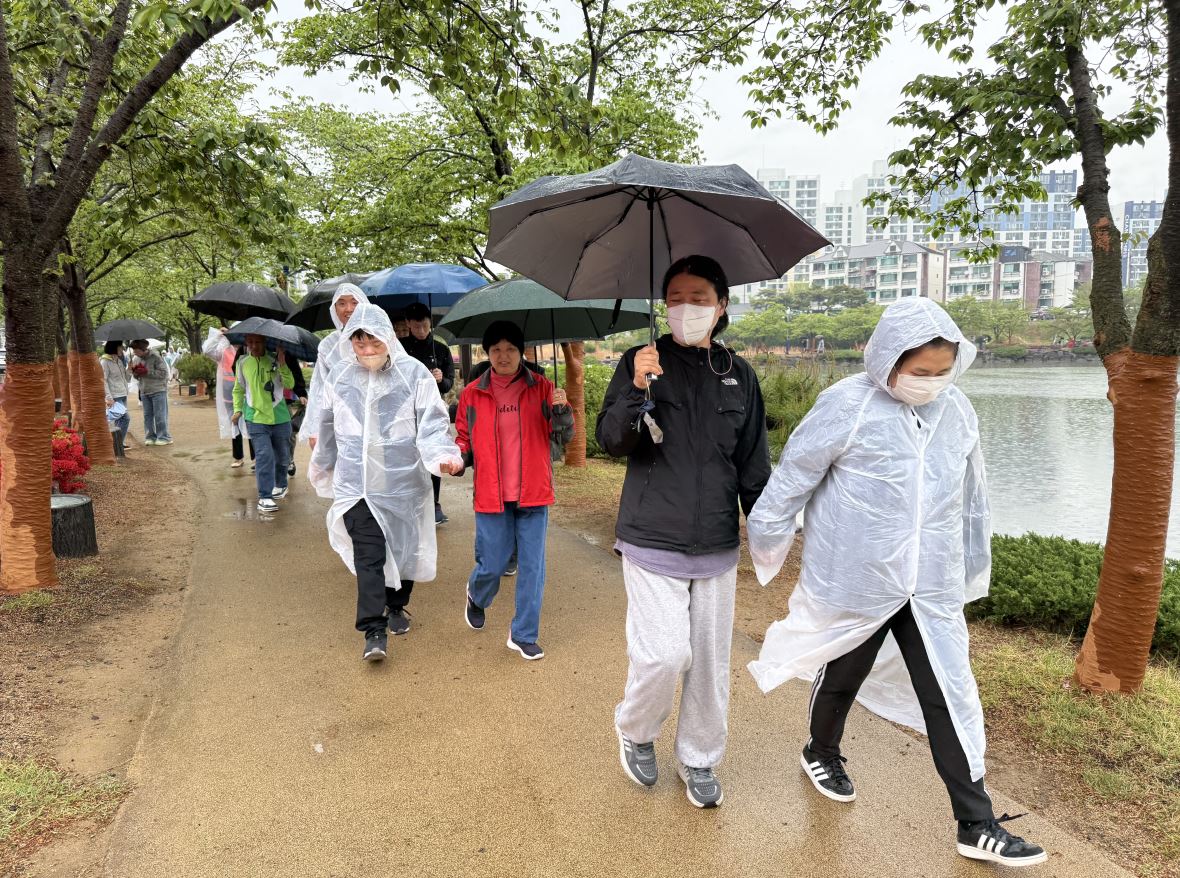 장애인의 날 기념행사 참석 등