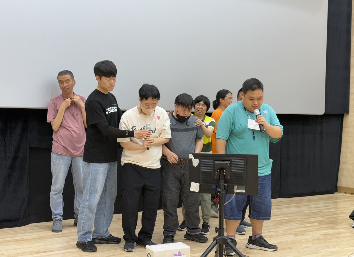 이동복지관 참여(공예활동, 해피포토, 노래한마당 등)