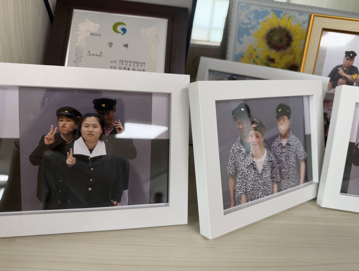 이동복지관 참여(공예활동, 해피포토, 노래한마당 등)