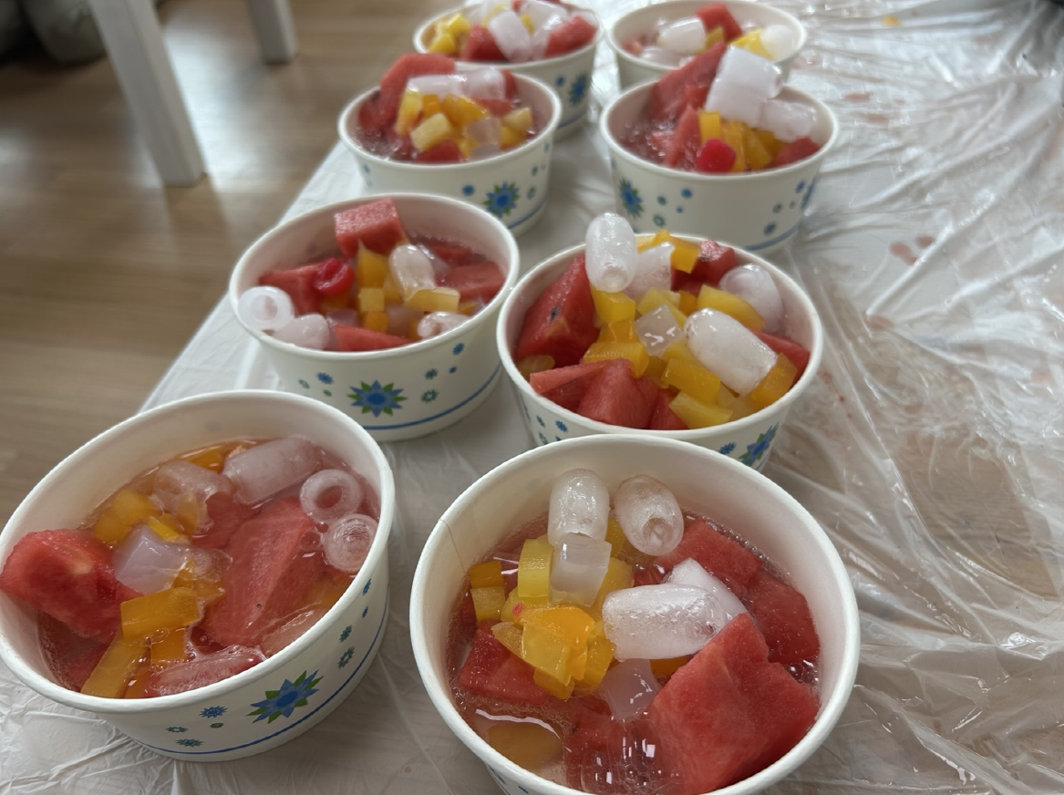수박화채 만들기 및 시식