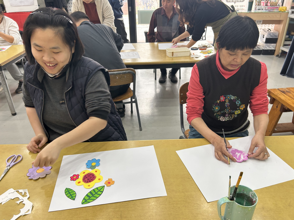 복 담은 꽃 단체화 그리기(2회차)