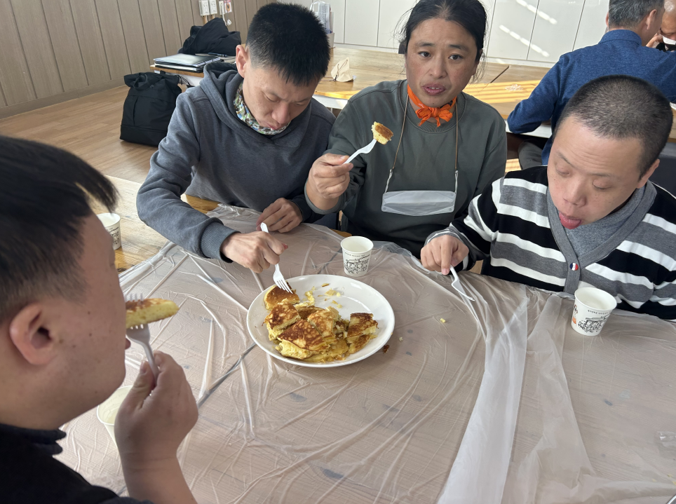 핫케이크 만들기 및 시식