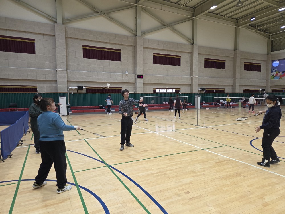 보호작업실 체육활동(배드민턴) 자체 평가전